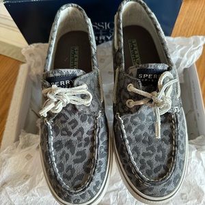 Speedy Leopard boat shoes Women’s size 7